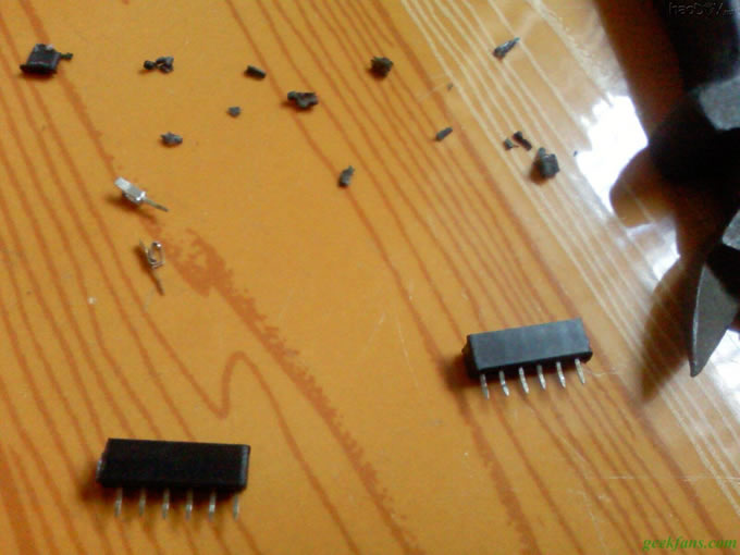 科技小制作-DIY数码管时钟(单片机控制)