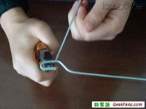 科技小制作-教你做把弹弓枪