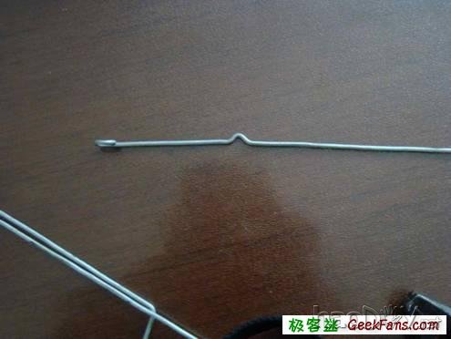 科技小制作-教你做把弹弓枪