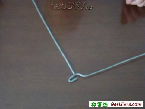 科技小制作-教你做把弹弓枪