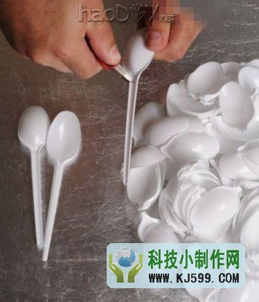 科技小制作-教你如何用勺子作吊灯