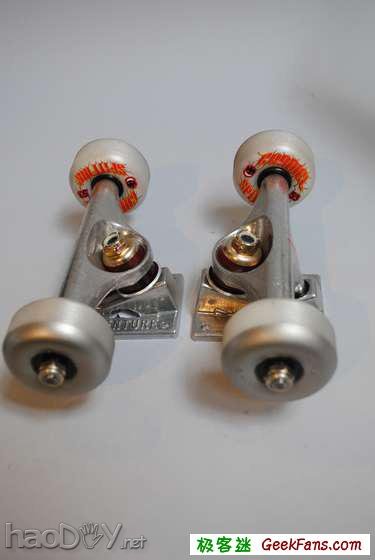 科技小制作-用废旧键盘做滑板