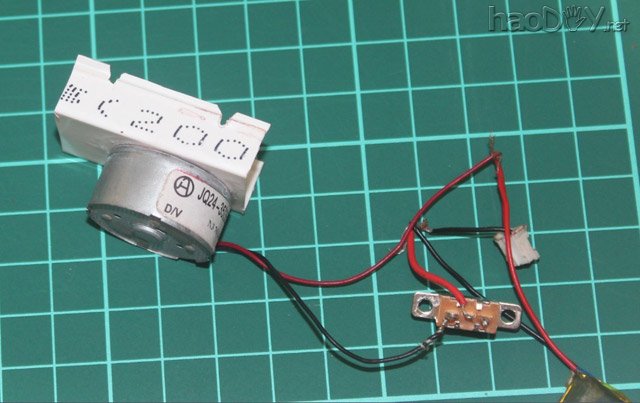 科技小制作-自制遥控火车模型