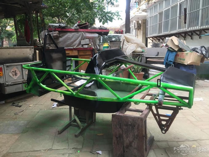 点击查看原图 超级奶爸,用两月时间为儿子设计制造专属老爷车