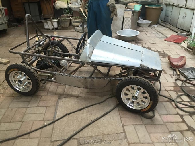 点击查看原图 超级奶爸,用两月时间为儿子设计制造专属老爷车