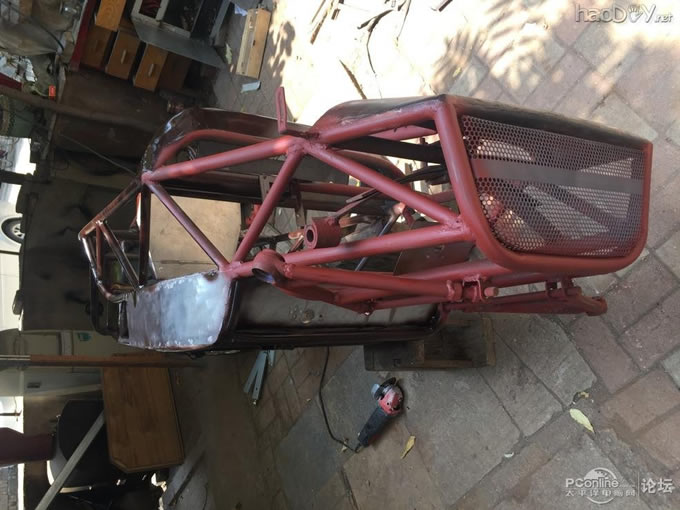 点击查看原图 超级奶爸,用两月时间为儿子设计制造专属老爷车