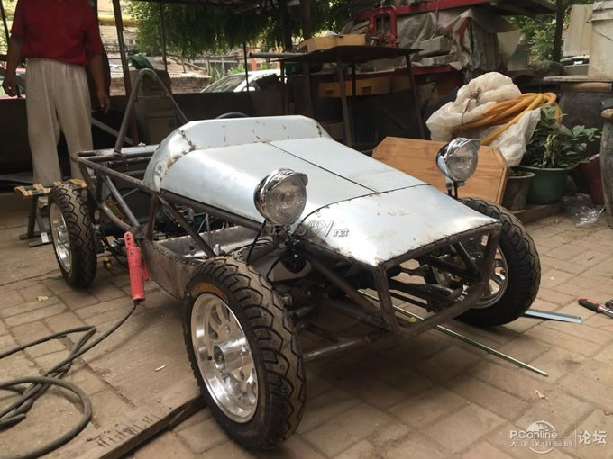 点击查看原图 超级奶爸,用两月时间为儿子设计制造专属老爷车