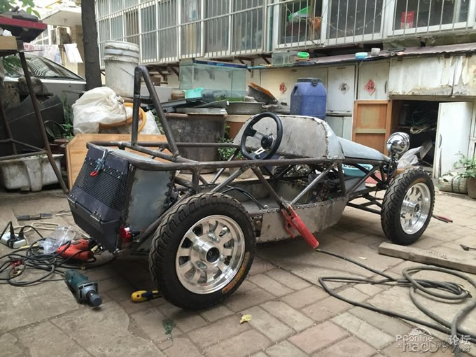 点击查看原图 超级奶爸,用两月时间为儿子设计制造专属老爷车