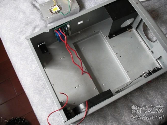 六年磨剑,我DIY的LED投影成功(四楼有效果图) 六年磨剑,我DIY的LED投影成功(四楼有效果图)