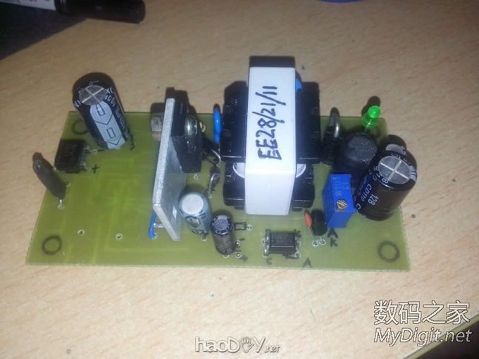 手工DIY一个24V  2A开关电源!第一次D电源~哈哈 手工DIY一个24V  2A开关电源!第一次D电源~哈哈