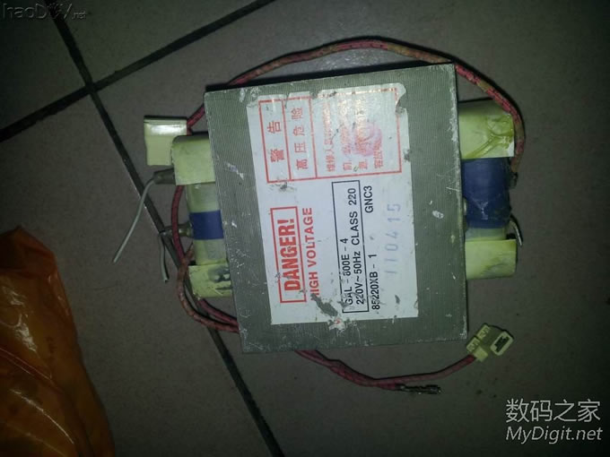 也diy个点焊机。次级竟然超过1000安爆表了 也diy个点焊机。次级竟然超过1000安爆表了