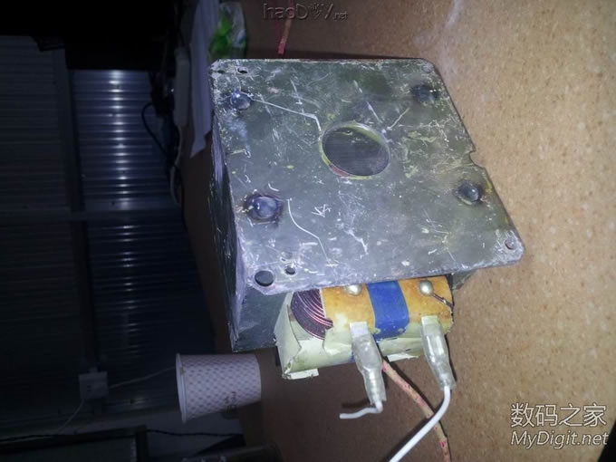 也diy个点焊机。次级竟然超过1000安爆表了 也diy个点焊机。次级竟然超过1000安爆表了