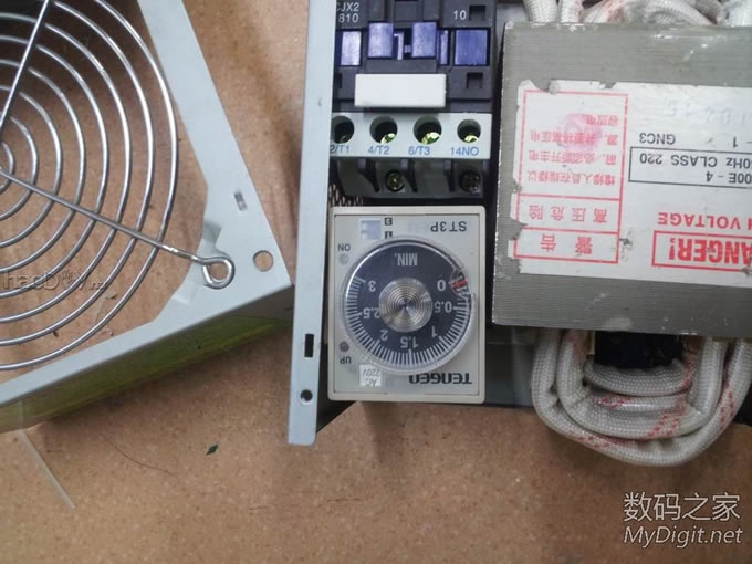 也diy个点焊机。次级竟然超过1000安爆表了