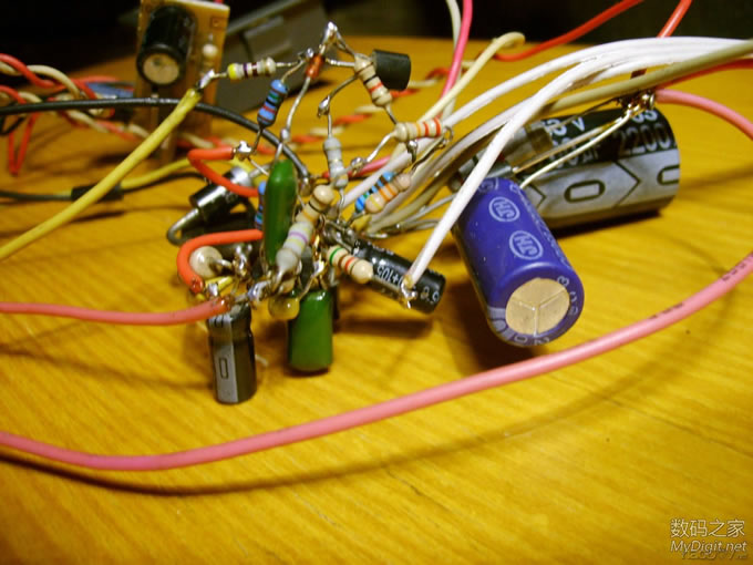 һ!&#160;&#160;ը016VɵԴ(ƪ֮