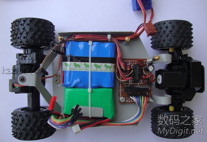 TQ2440核心板搭载linux做的监控Wifi小车,带邪恶的云台 TQ2440核心板搭载linux做的监控Wifi小车,带邪恶的云台