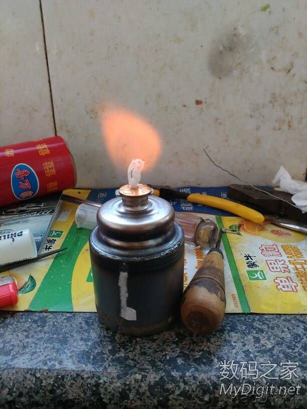 有人结婚咱就有的玩,礼炮改酒精灯! 有人结婚咱就有的玩,礼炮改酒精灯!