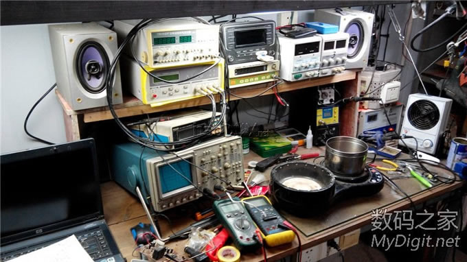 抢救一只排插的过程,顺便秀下我的工作台······ 抢救一只排插的过程,顺便秀下我的工作台······