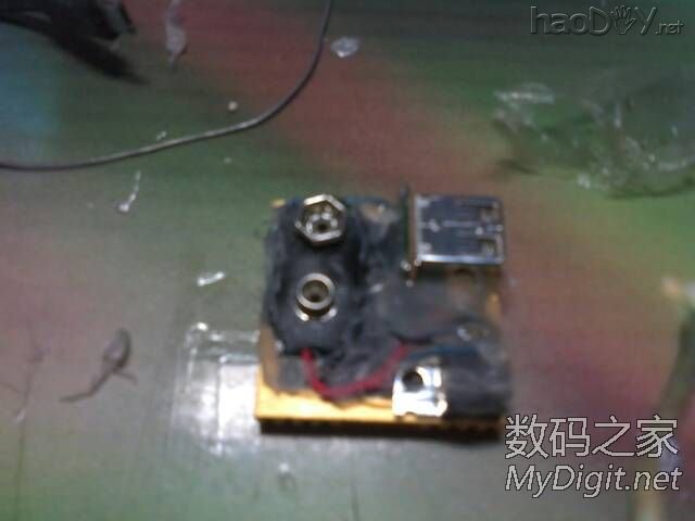 这个比充电宝管用,信不信 这个比充电宝管用,信不信