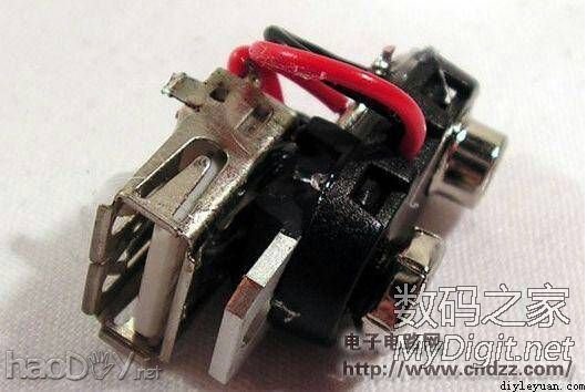 这个比充电宝管用,信不信 这个比充电宝管用,信不信