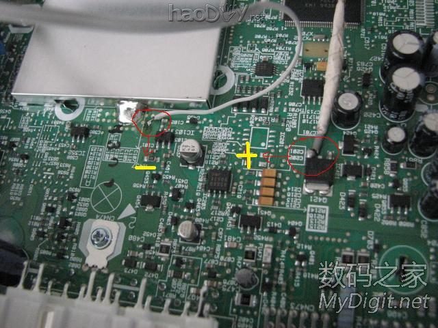 丰田凯美瑞6碟CD机改家用的接线方法,以及AUX的DIY方法 丰田凯美瑞6碟CD机改家用的接线方法,以及AUX的DIY方法