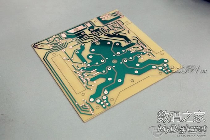 全手工打造TDA7293 功放 手工精湛  堪称艺术品 (转) 全手工打造TDA7293 功放 手工精湛  堪称艺术品 (转)