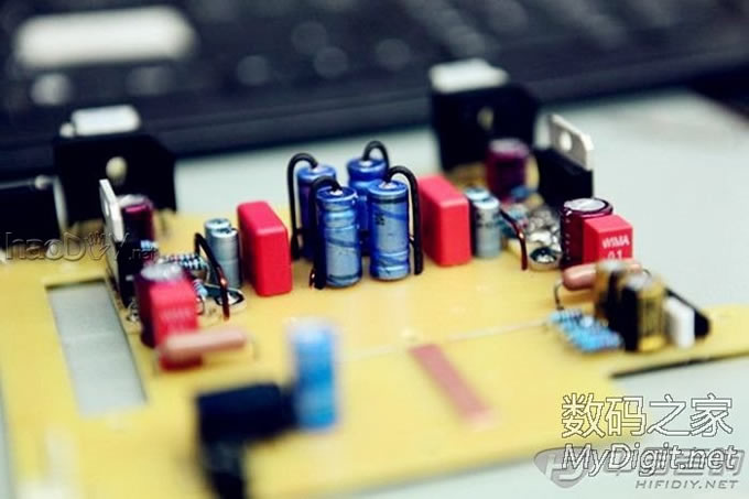 全手工打造TDA7293 功放 手工精湛  堪称艺术品 (转) 全手工打造TDA7293 功放 手工精湛  堪称艺术品 (转)