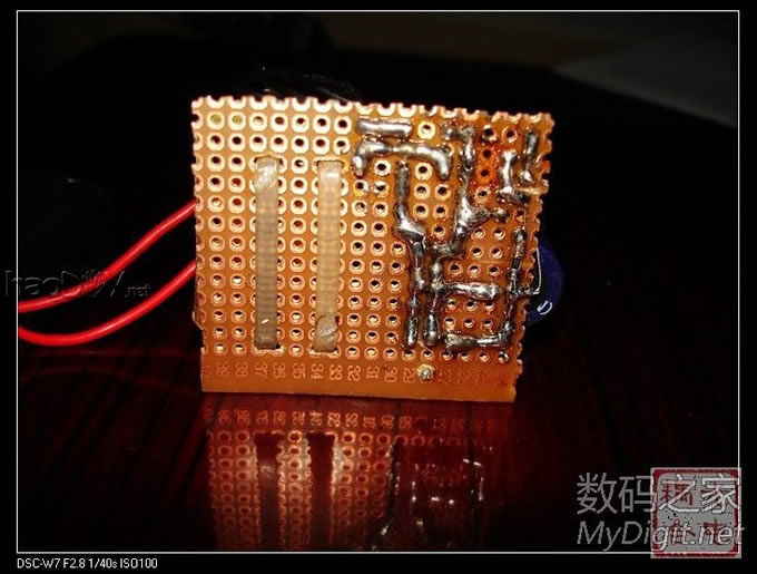 你的万用表还是准的么?用TL431做个简单的电压基准校校自己的表吧