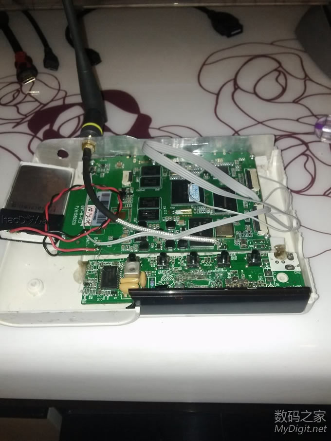 来吧 用破平板DIY个安卓电视盒 来吧 用破平板DIY个安卓电视盒