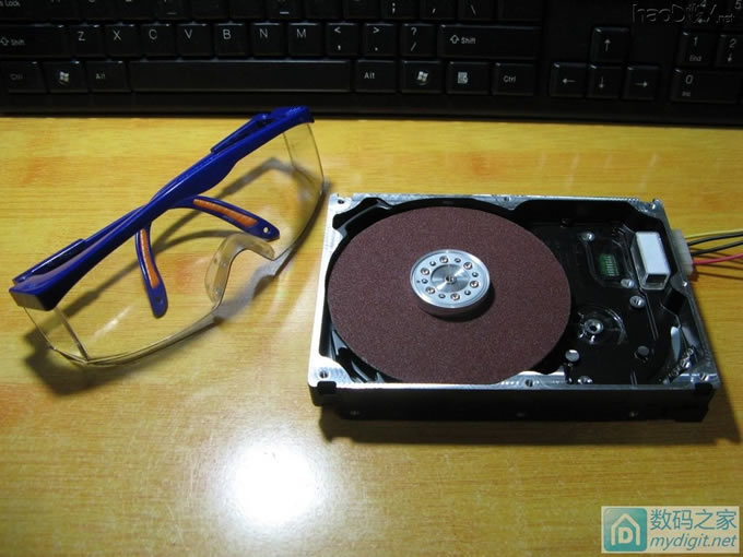 补交作业,Maxtor牌Quantum硬盘小砂轮机DIY完成,欢迎大家参观!