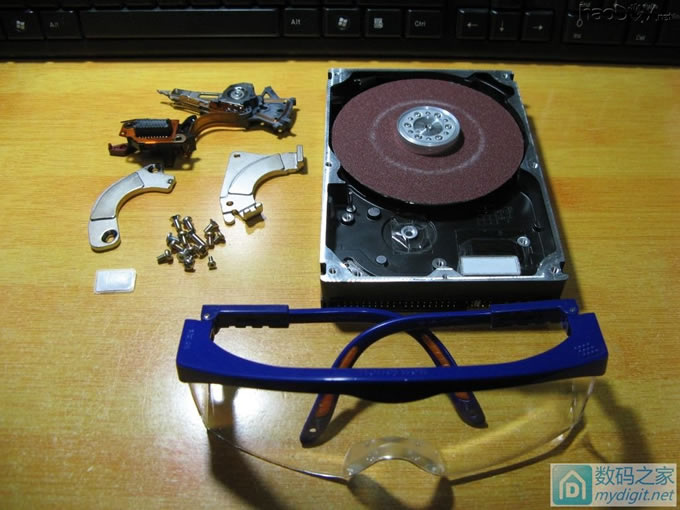 补交作业,Maxtor牌Quantum硬盘小砂轮机DIY完成,欢迎大家参观!