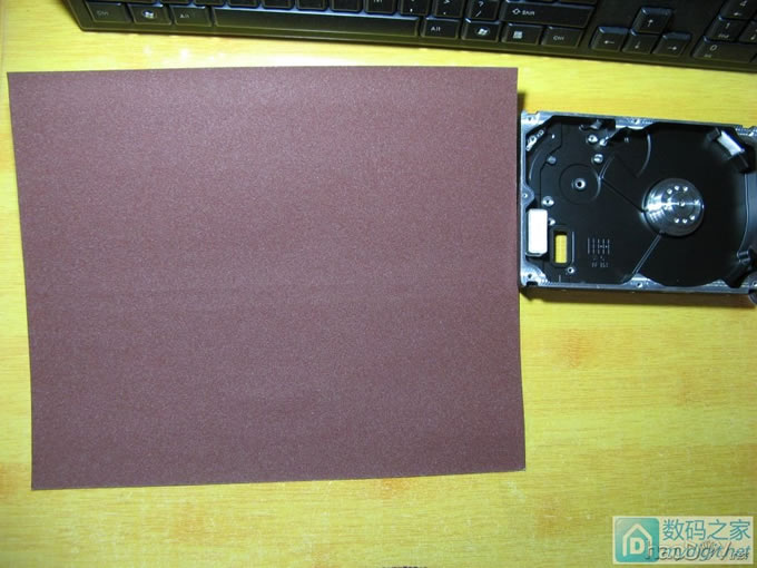 补交作业,Maxtor牌Quantum硬盘小砂轮机DIY完成,欢迎大家参观! 补交作业,Maxtor牌Quantum硬盘小砂轮机DIY完成,欢迎大家参观!