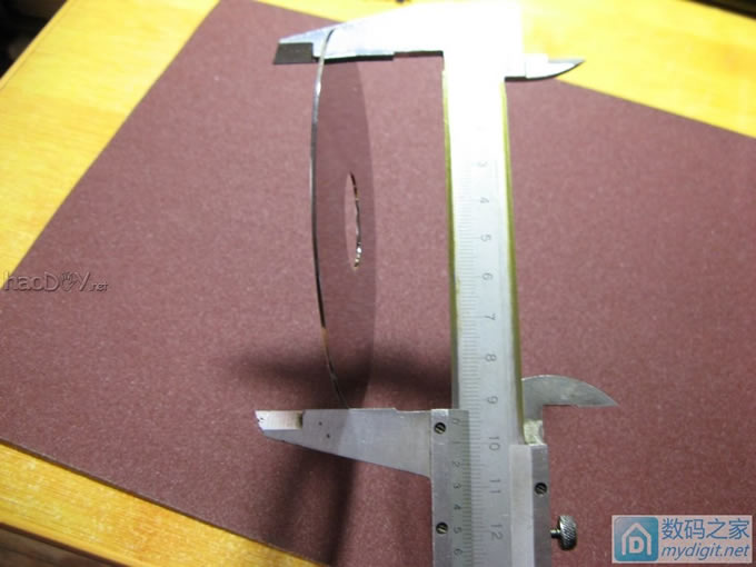 补交作业,Maxtor牌Quantum硬盘小砂轮机DIY完成,欢迎大家参观! 补交作业,Maxtor牌Quantum硬盘小砂轮机DIY完成,欢迎大家参观!