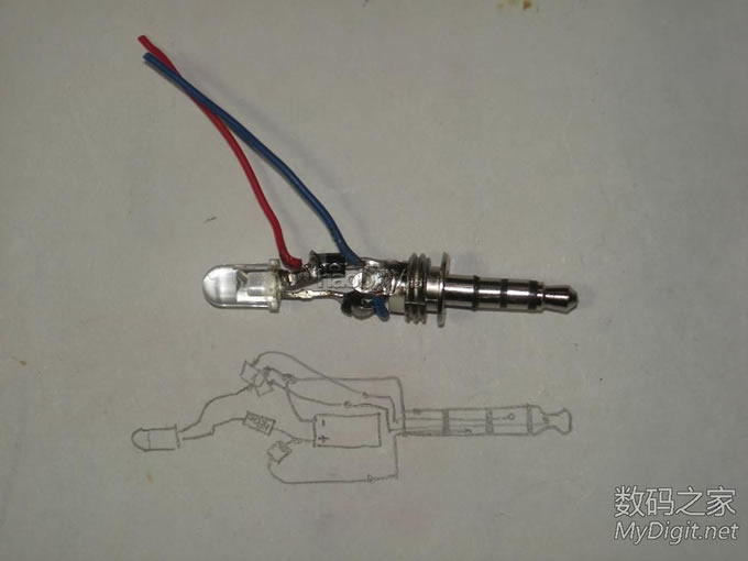 原创可充电超小手机红外遥控器 原创可充电超小手机红外遥控器