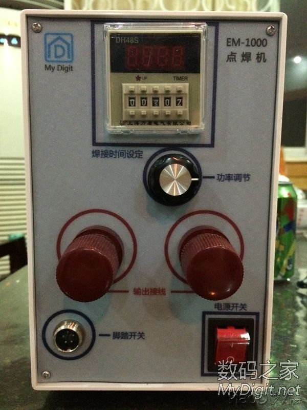 数码之家定制款点焊机!逢年过节送礼佳品,威力凶残,居家旅行必