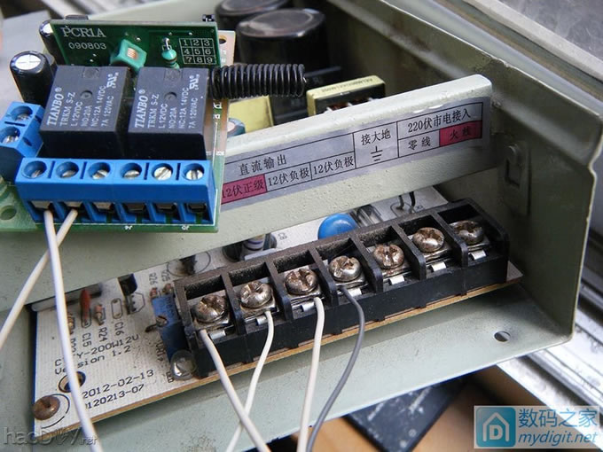 老鼠偷吃腊肠,简单做个间接捕鼠装置 老鼠偷吃腊肠,简单做个间接捕鼠装置