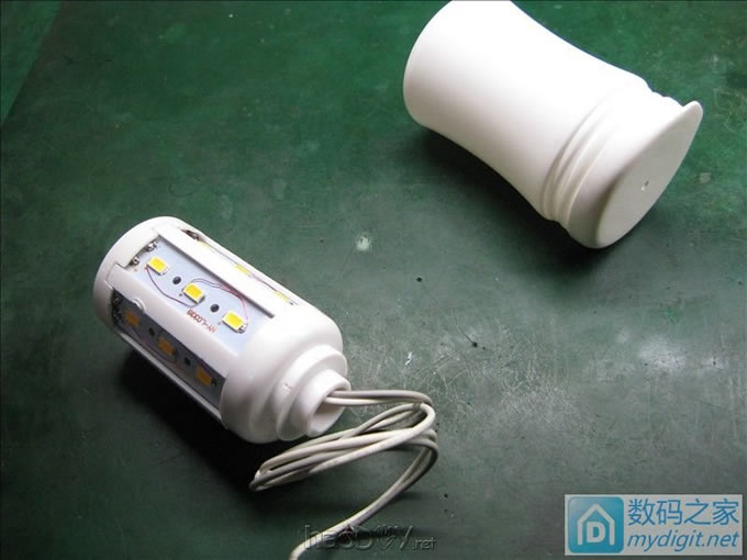 猴年第一贴,年前装好小台灯,祝坛友新年快乐 猴年第一贴,年前装好小台灯,祝坛友新年快乐