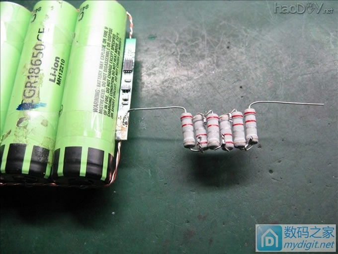 猴年第一贴,年前装好小台灯,祝坛友新年快乐 猴年第一贴,年前装好小台灯,祝坛友新年快乐