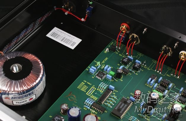 刚完成制作的DAC解码器,非常适合长时间听音乐要求 刚完成制作的DAC解码器,非常适合长时间听音乐要求