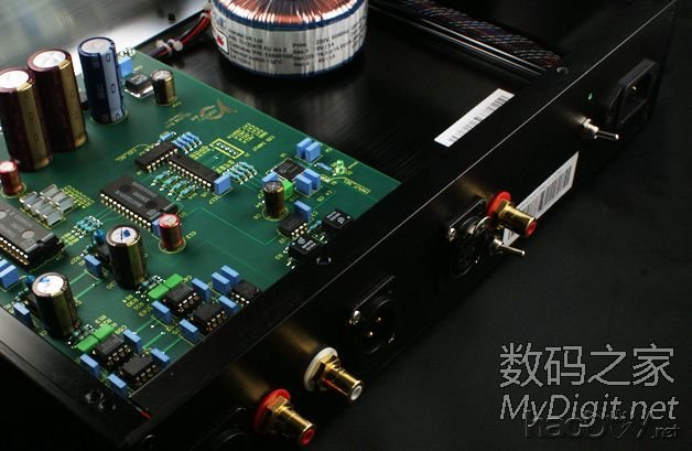 刚完成制作的DAC解码器,非常适合长时间听音乐要求 刚完成制作的DAC解码器,非常适合长时间听音乐要求