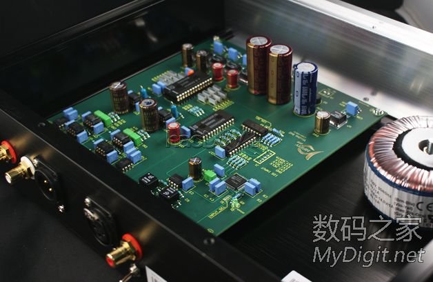 刚完成制作的DAC解码器,非常适合长时间听音乐要求 刚完成制作的DAC解码器,非常适合长时间听音乐要求