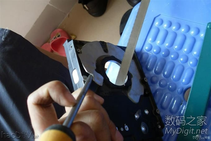 报废硬盘变身7200转暴力风扇【转载】 报废硬盘变身7200转暴力风扇【转载】