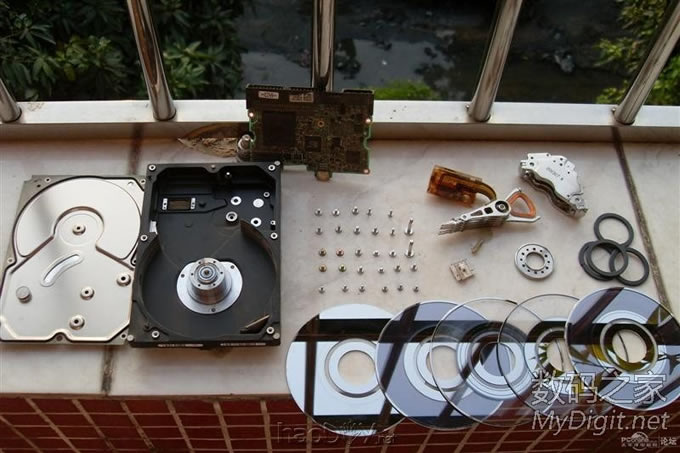 报废硬盘变身7200转暴力风扇【转载】 报废硬盘变身7200转暴力风扇【转载】