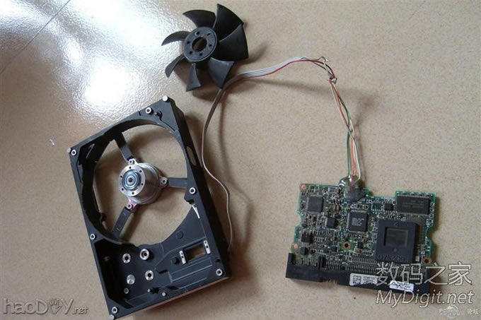 报废硬盘变身7200转暴力风扇【转载】 报废硬盘变身7200转暴力风扇【转载】