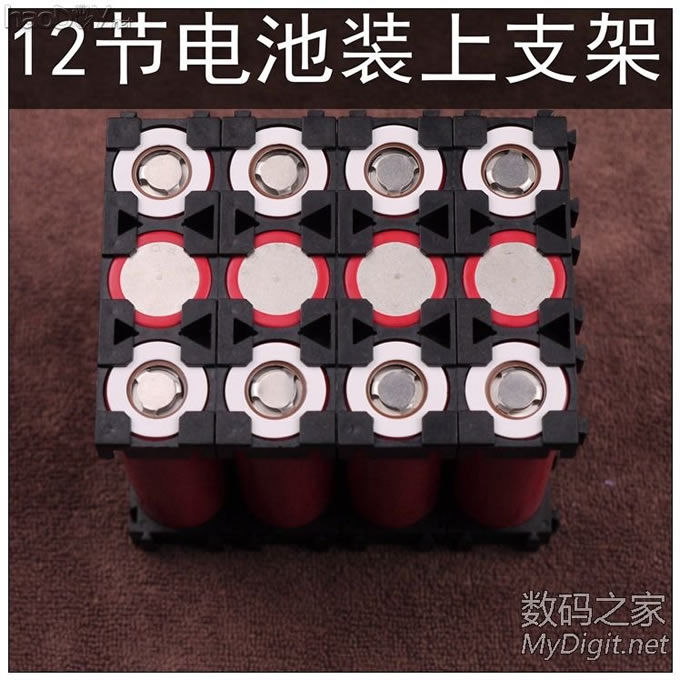 ÒÆ¶¯µçÔ´ÐÂÍæ·¨£¬6¿Ú5V12A£¬40200mah£¬µçѹÏÔʾ£¬4Сʱ³äÂú ÒÆ¶¯µçÔ´ÐÂÍæ·¨£¬6¿Ú5V12A£¬40200mah£¬µçѹÏÔʾ£¬4Сʱ³äÂú