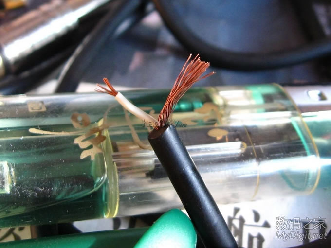 ÎÒµÄÒôÏäÎÒ×öÖ÷£ºPVC¹Ü²Ä×öµÄÒ»¶ÔÓÐÔ´2.0СÒôÏ䣬Ч¹ûºÜºÃ£¬Í¼¶à