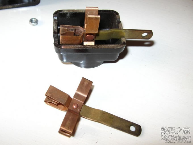 暴多图,老款凯越CD机改造,重点是异形外观修饰和试改外壳