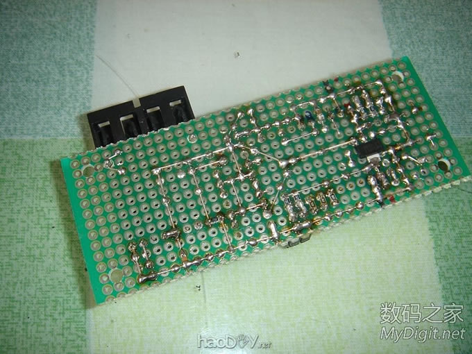 自制光纤解码器试验成功 自制光纤解码器试验成功