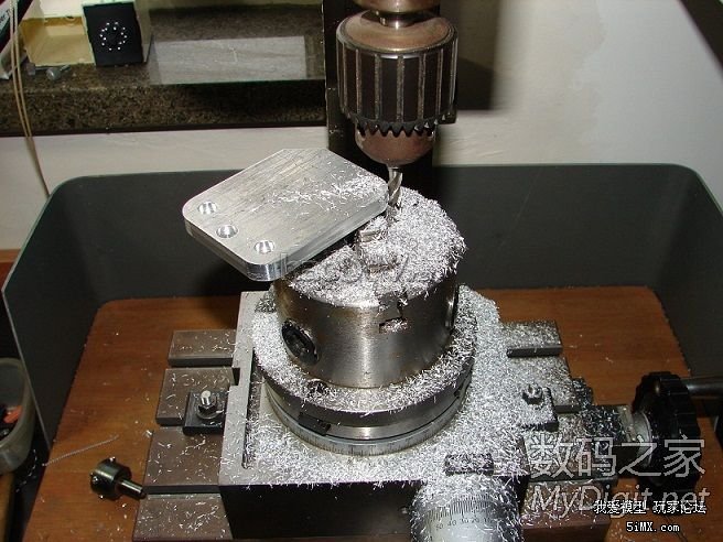 自制可升降小电锯(转)