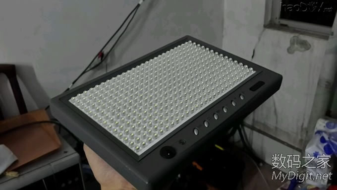 自制一个364珠的LED摄影补光灯(平时也可以用来照明)