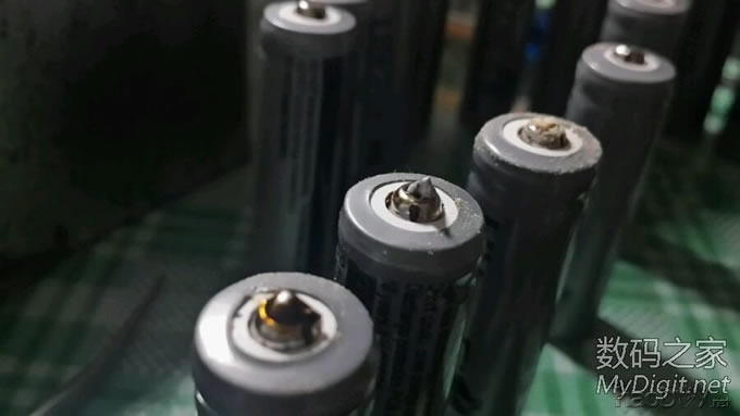 自制一个364珠的LED摄影补光灯(平时也可以用来照明)